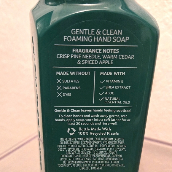 Let it Snow, Tree Farm, Winter Candy Apple 🍎 BBW  Foaming Handsoaps - Picture 3 of 8